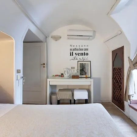 Le Stanze Del Poeta - Sit 3*